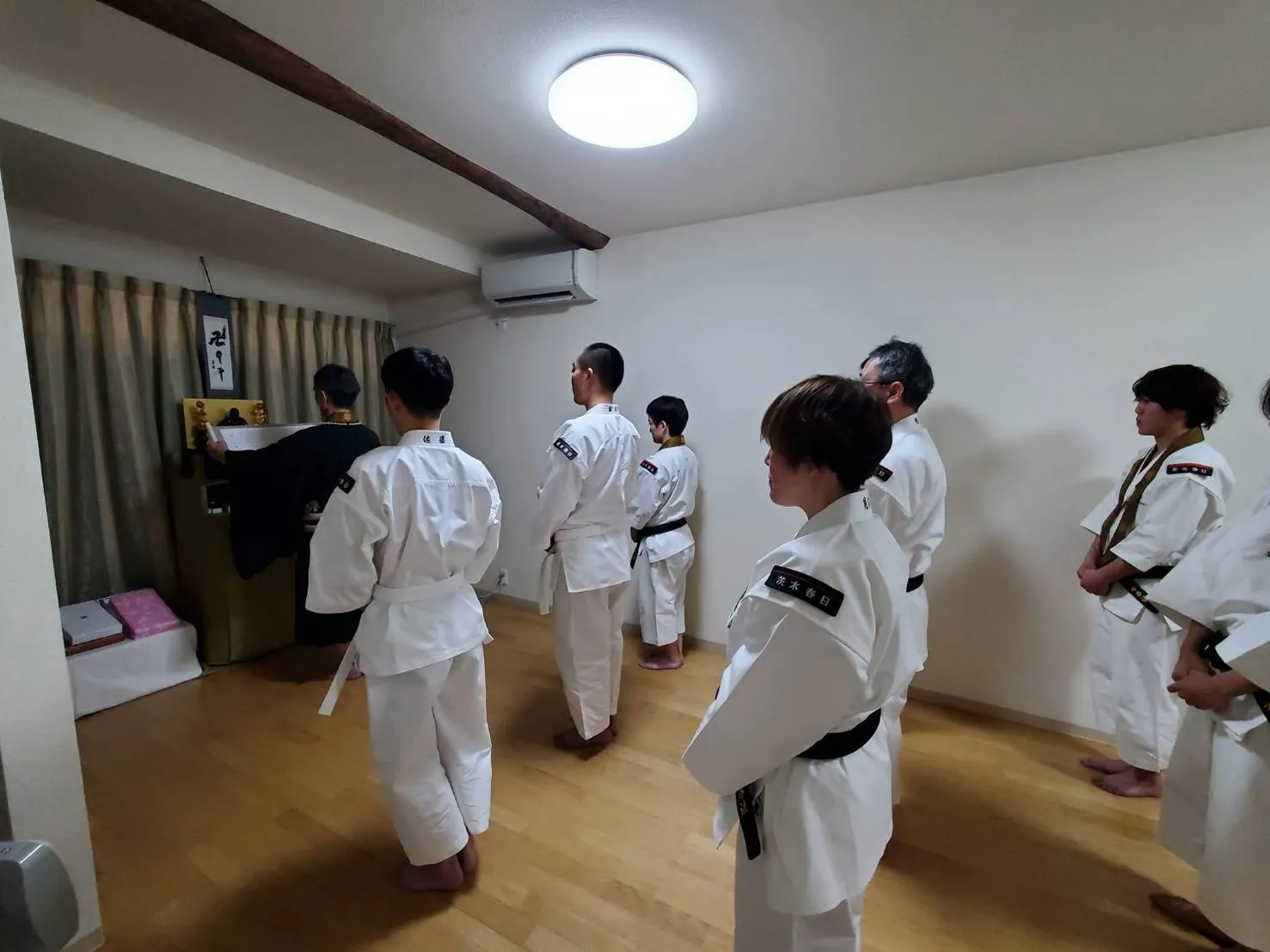 鎮魂行